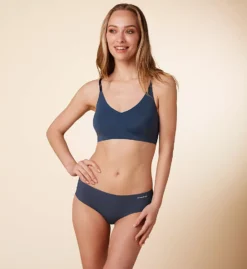 Calvin Klein Invisibles Triangle Convertible Strap Bralette -Her Room US calvin klein cal001 qf5753 cs3