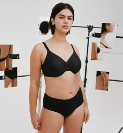 Chantelle Comfort Chic Full Coverage Underwire Bra -Her Room US chantelle cha001 18j2 cs1