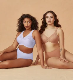 Glamorise Magic Lift Cotton Full Figure Wireless Support Bra -Her Room US glamorise glam01 1001 cs3