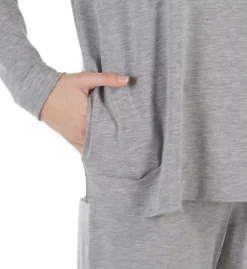 HANRO Natural Elegance Long Sleeve Pajamas – Premium Viscose Lounge Set with Pockets -Her Room US hanro han001 76390 cs2