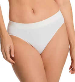 Seamless Comfort Bikini Panty