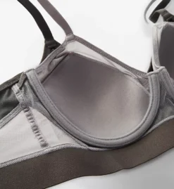 Gravity Contour High Impact Underwire Sports Bra -Her Room US natori nat001 752201 cs1