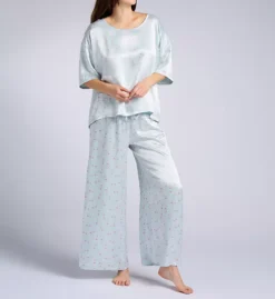 PJ Harlow Brie Floral Print Satin Tee – Luxury Short Sleeve Loose Fit Lounge Top 16 PJ Harlow Brie Floral Print Satin Tee – Luxury Short Sleeve Loose Fit Lounge Top -Her Room US pj harlow pjha01 brie cs4