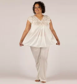 Shadowline Silhouette Sheer Satintrique Nylon Tricot 2-Piece Pajama Set with Floral Lace -Her Room US shadowline shdw01 76737 cs1