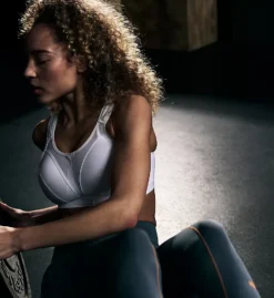 Shock Absorber Ultimate Run Sports Bra -Her Room US shock absorber shoc01 s5044 cs6